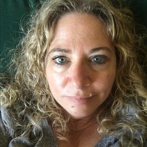 Meet your Posher, Jeri